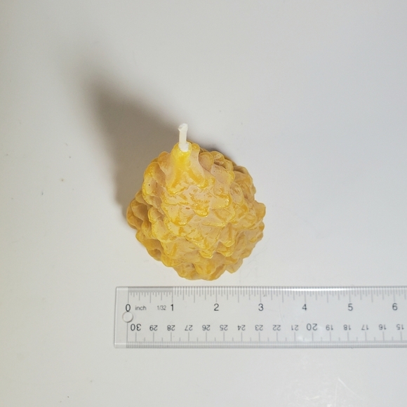 CHRISTMAS TREE CANDLE In Natural Wax with 30 Hrs Burn Time by SUNBEAM Candle NEW - Picture 5 of 6